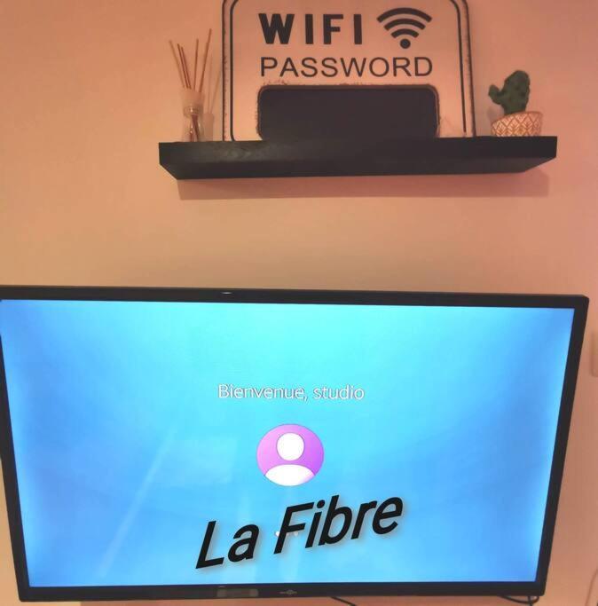 Chambre 2 Pas Du Centre-Ville Gisors Kültér fotó